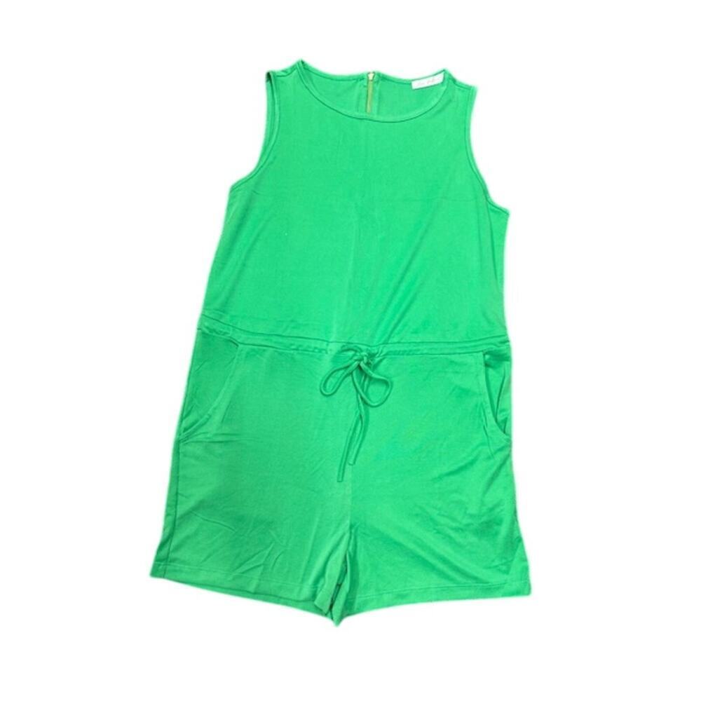New Boutique Tank Romper with zip back, tie waist & pockets. Size small